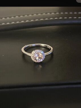 Sterling Silver Halo Solitaire Ring with Round morganite Stone - White